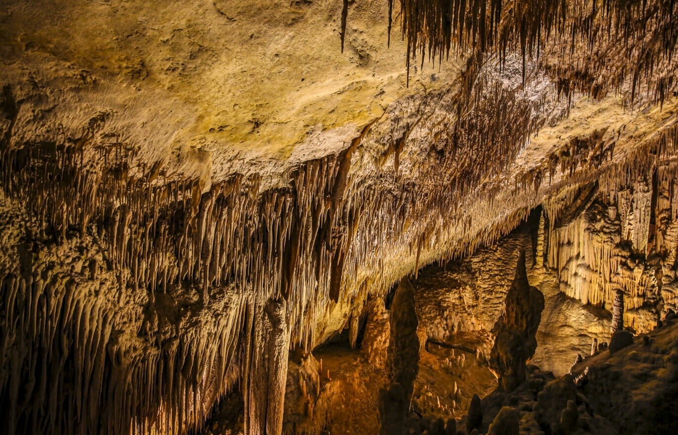 stalactites