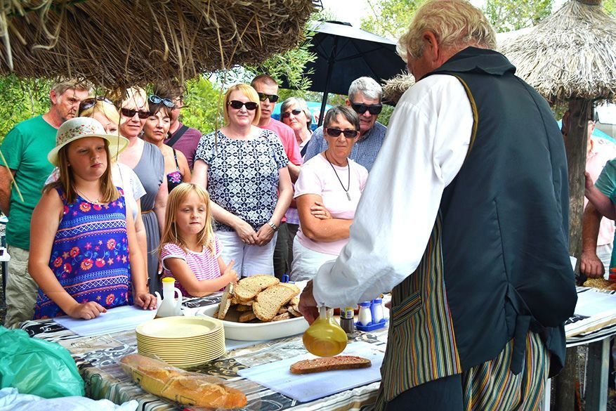 Cookery demonstration in Spain