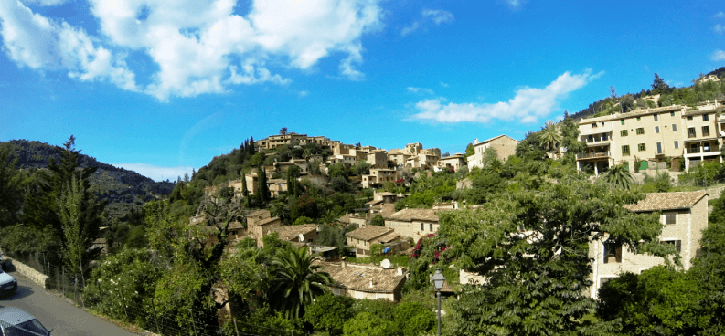 private tour to Deia